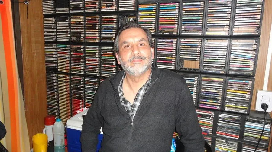 Sergio Maestri en una presentación, encuentro o entrevista