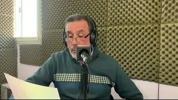 Sergio Maestri en una presentación, encuentro o entrevista
